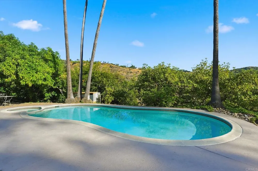 3830 Lake Garden Drive Fallbrook, CA 92028