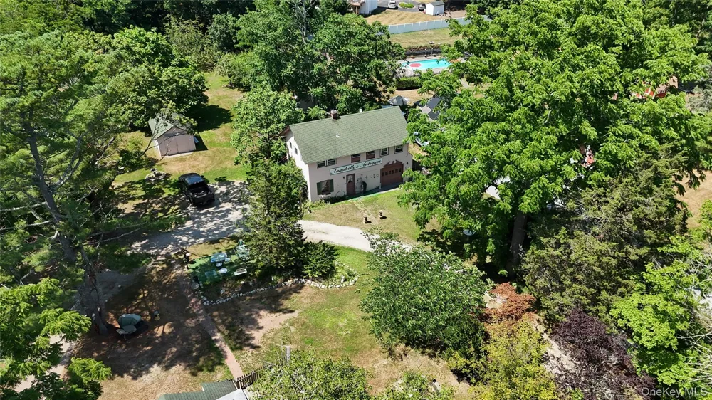 449 Montauk Highway East Moriches, NY 11940