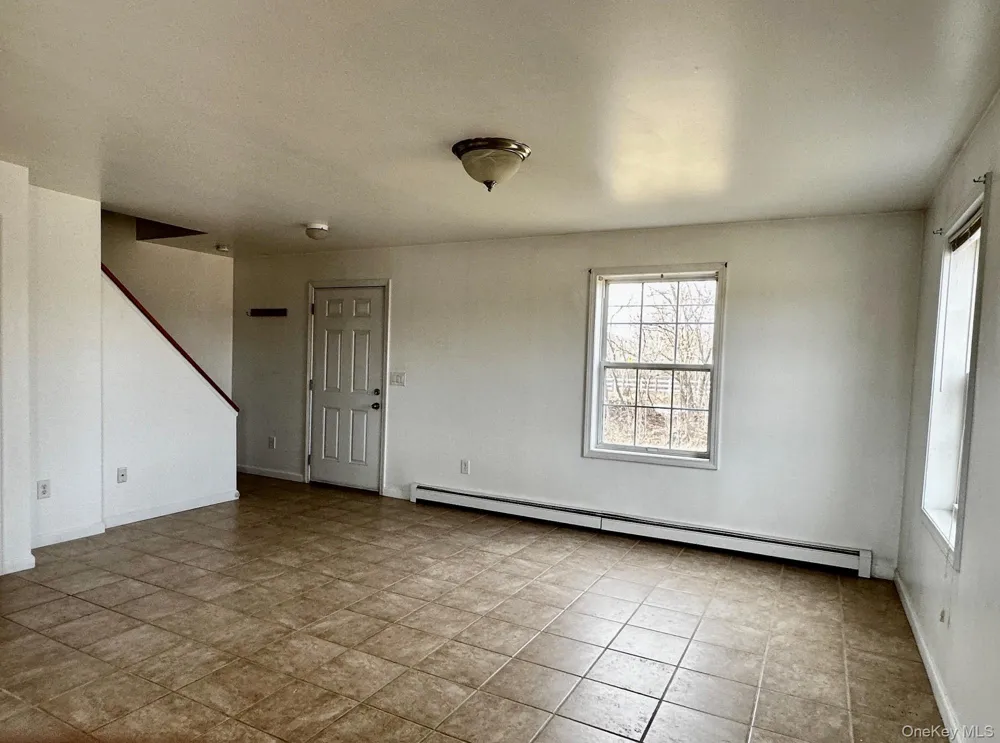 376 Route 32 S #1 New Paltz, NY 12561