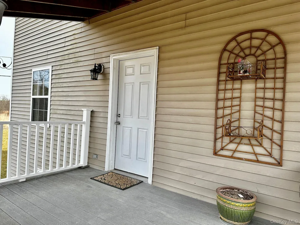 376 Route 32 S #1 New Paltz, NY 12561