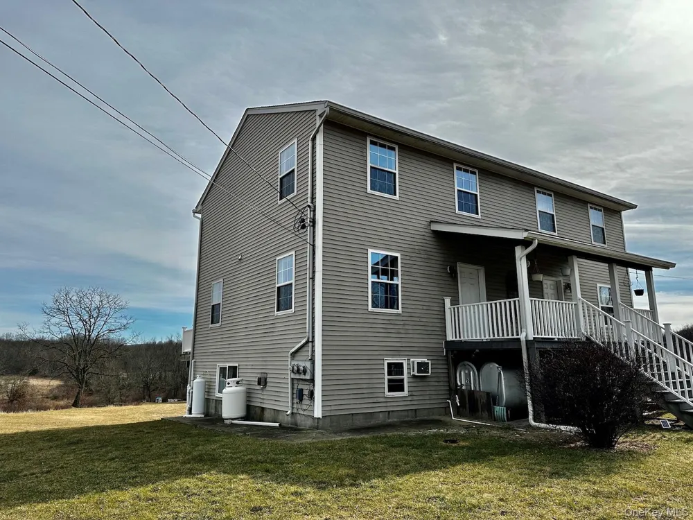 376 Route 32 S #1 New Paltz, NY 12561