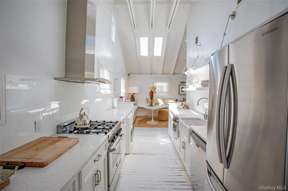 16 June Walk Long Beach, NY 11561