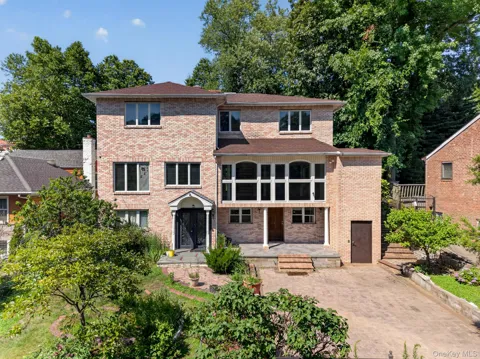 71-57 Douglaston Parkway