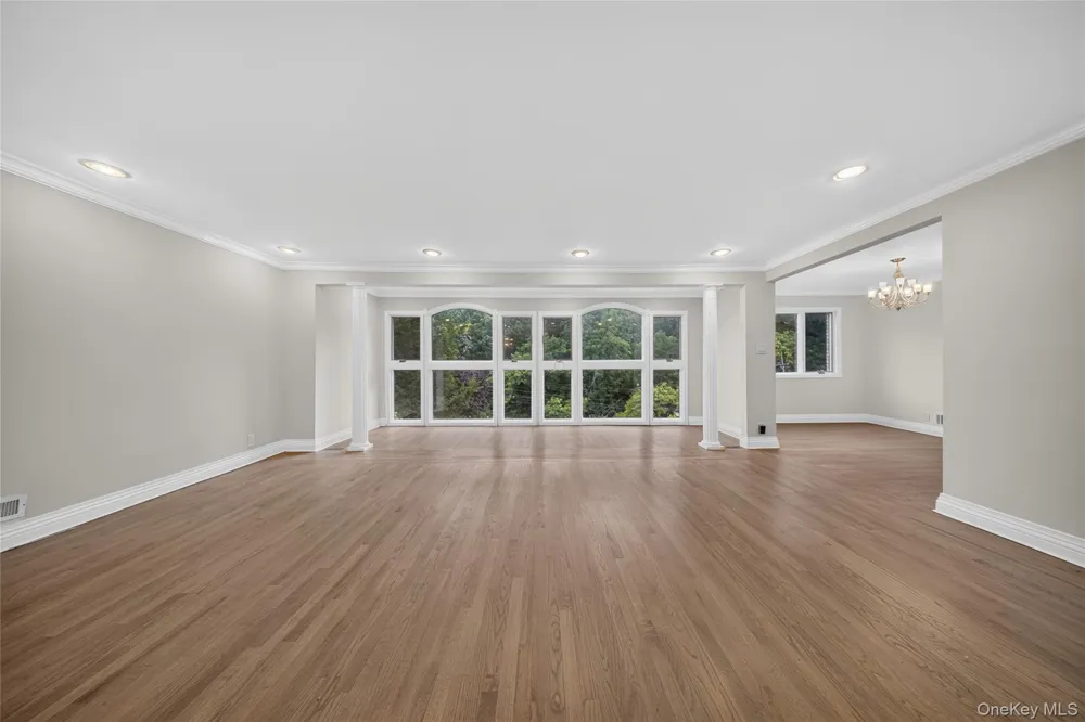 71-57 Douglaston Parkway Little Neck, NY 11362