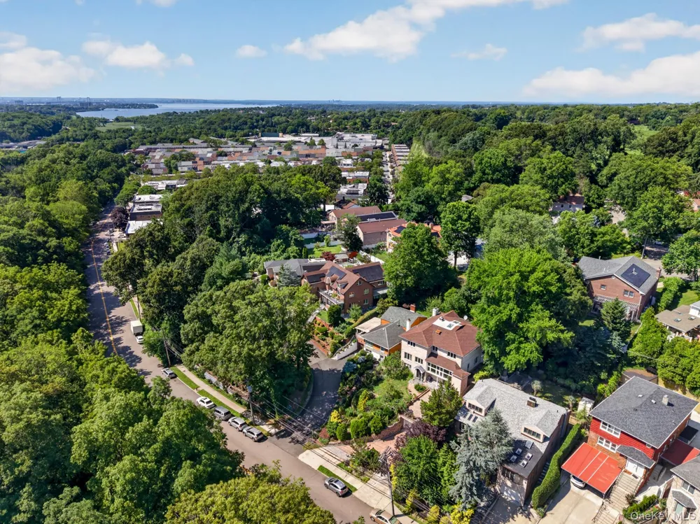 71-57 Douglaston Parkway Little Neck, NY 11362