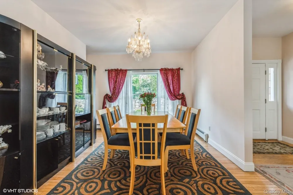 37 Old Post Lane Mamaroneck, NY 10543