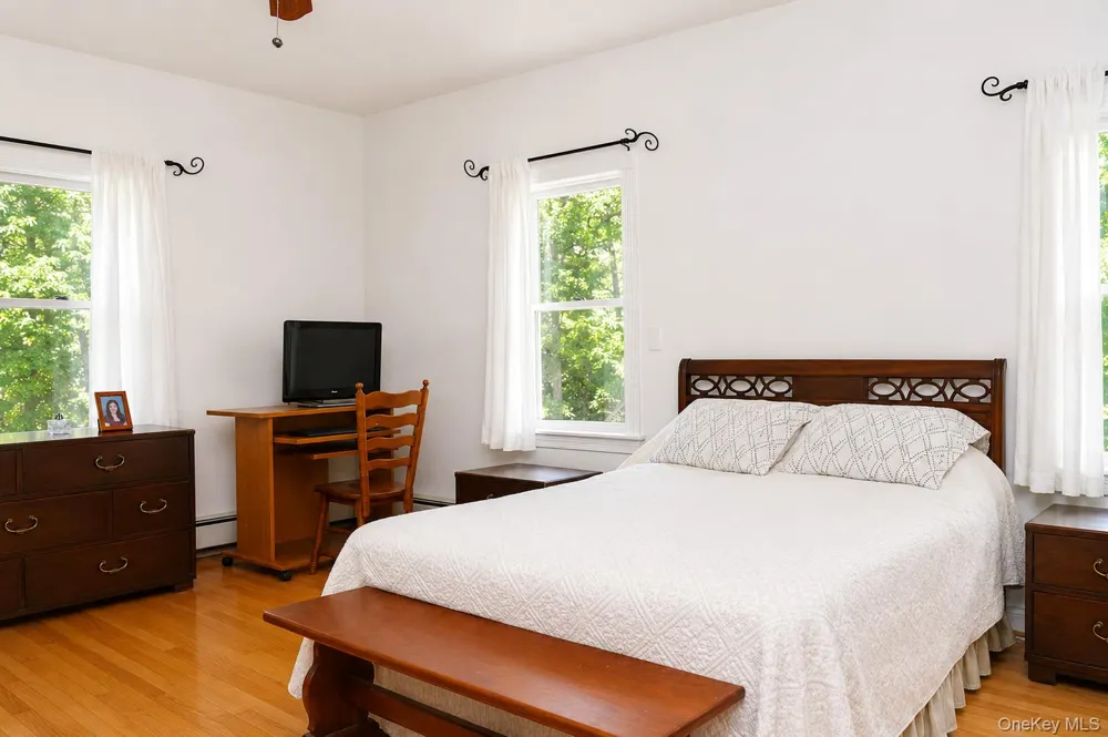 37 Old Post Lane Mamaroneck, NY 10543