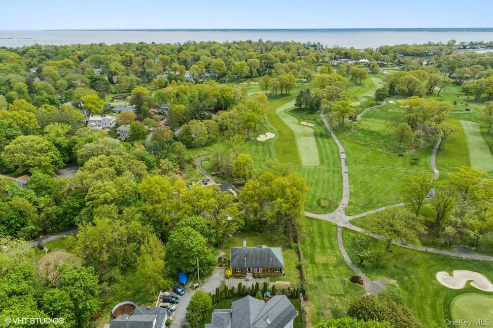 37 Old Post Lane Mamaroneck, NY 10543