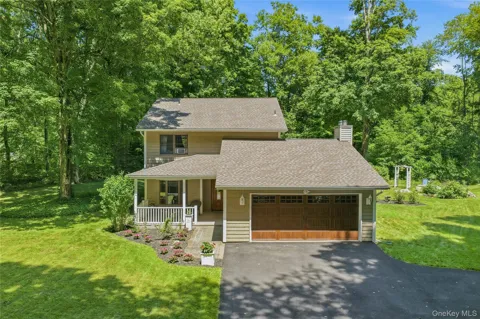 43 Nathan Hale Drive