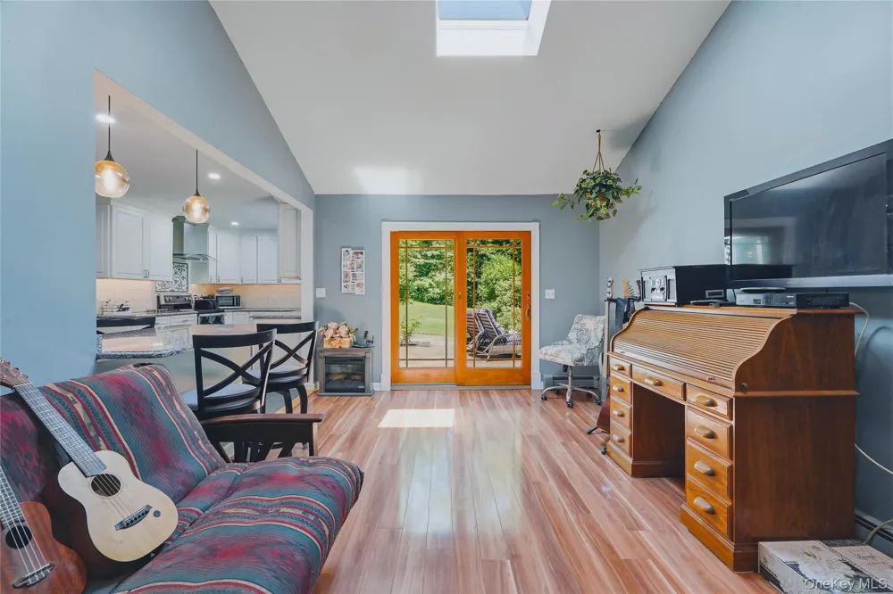 43 Nathan Hale Drive Stormville, NY 12582