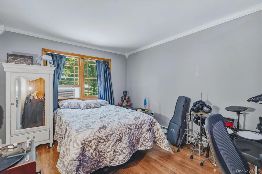 43 Nathan Hale Drive Stormville, NY 12582