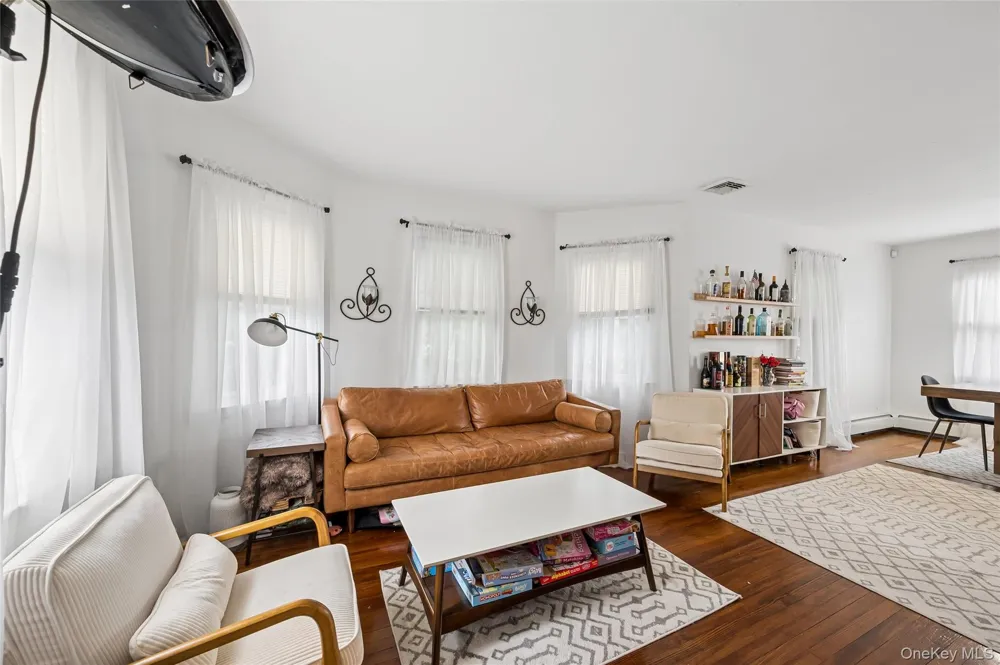 104 Park Avenue Babylon, NY 11702