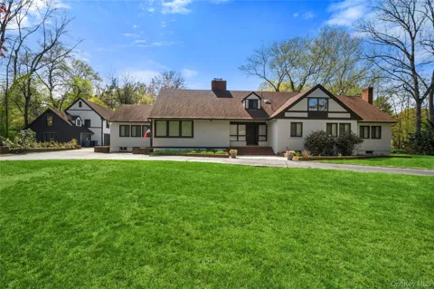 19 Frost Creek Drive