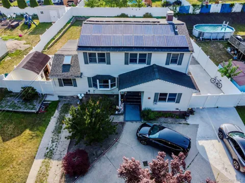 44 S Howell Avenue