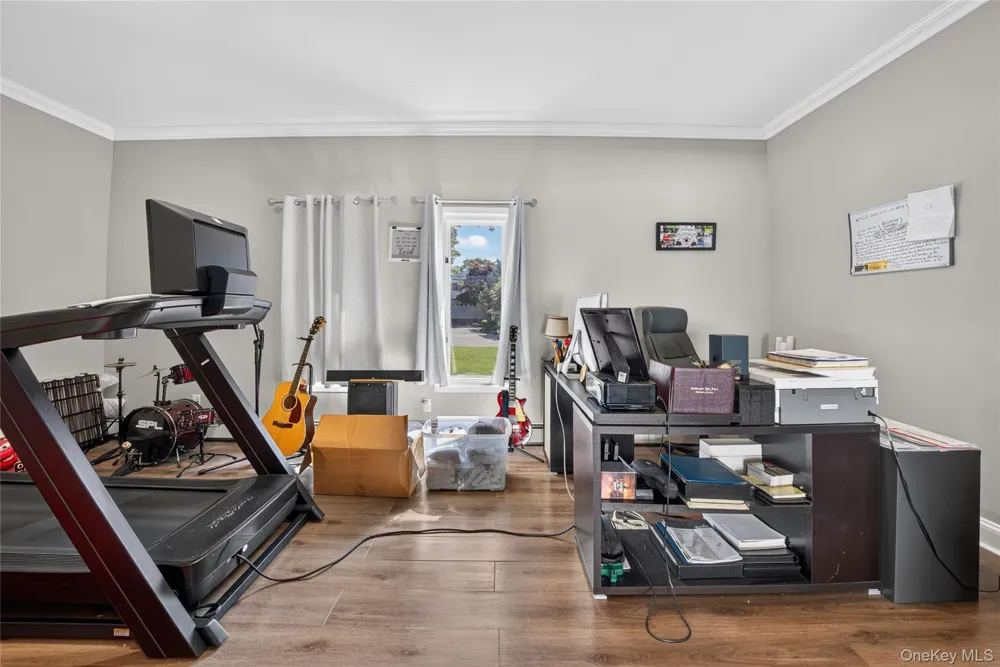 208 Newburgh Avenue Medford, NY 11763