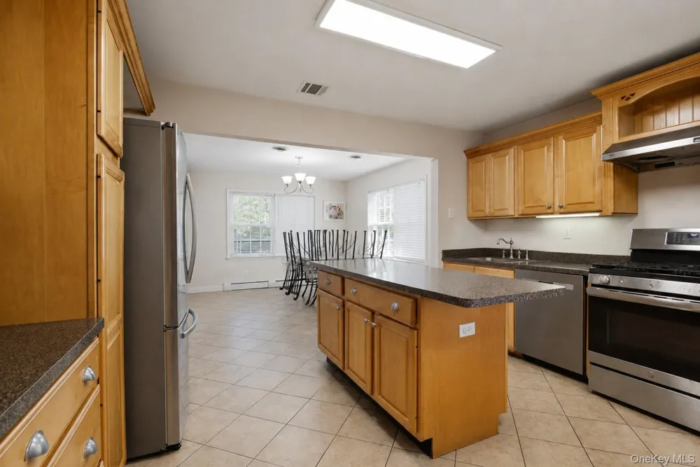 252 Saddle River Road Monsey, NY 10952