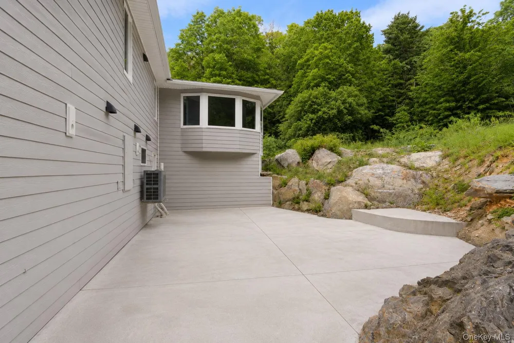 117 Camp Road Red Hook, NY 12571