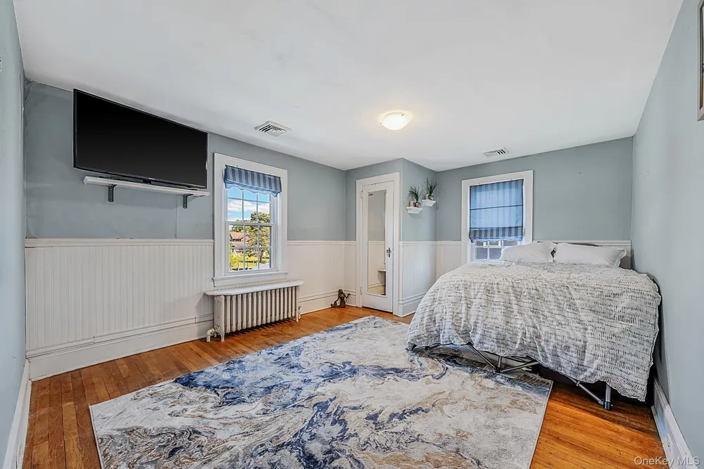 53 Mowbray Avenue Bay Shore, NY 11706