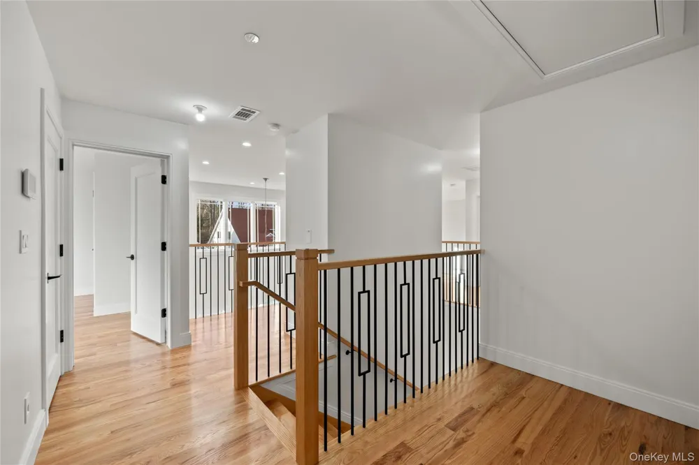 19 Dessau Circle Spring Valley, NY 10977