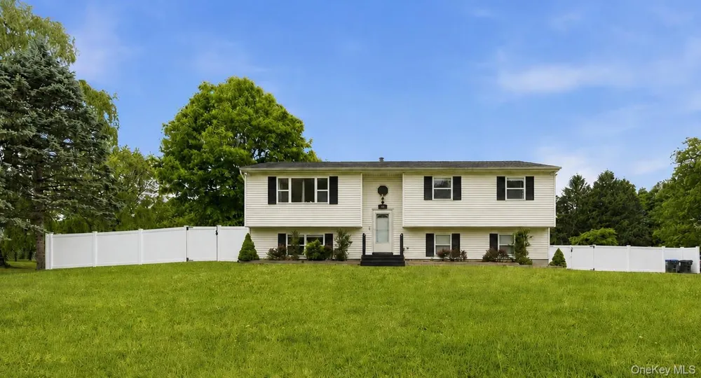 11 Chandler Drive Chester, NY 10918