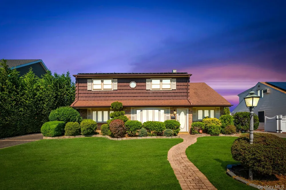 3591 Fiddler Lane Bethpage, NY 11714