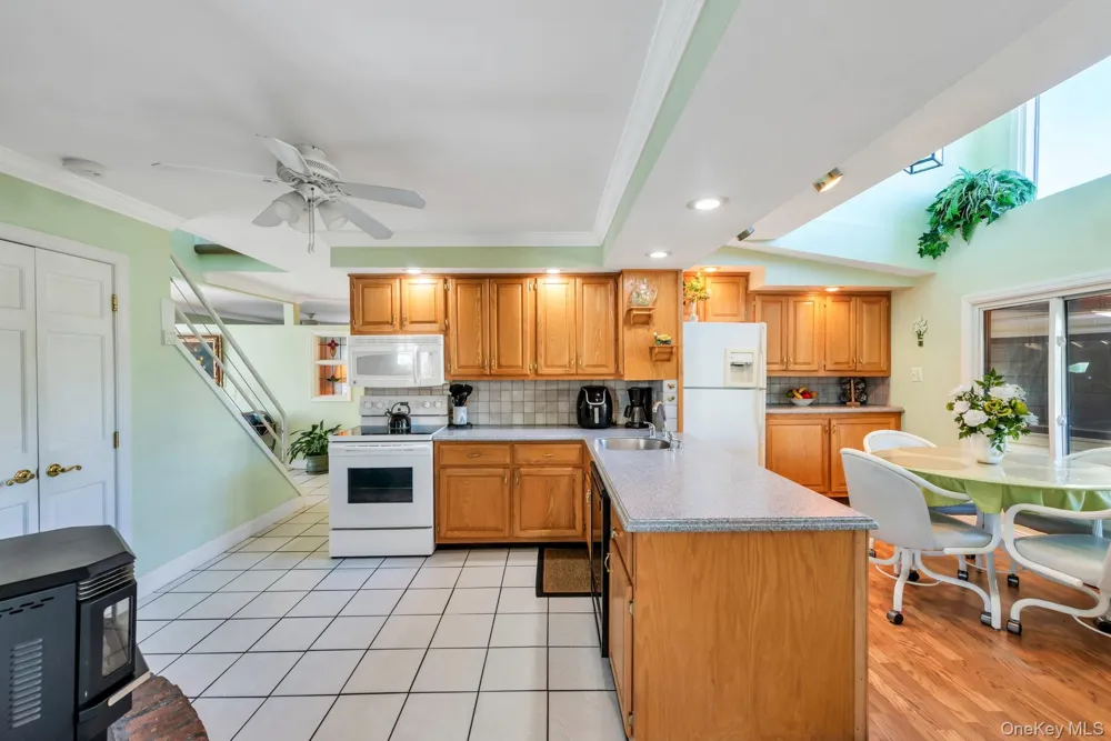 3591 Fiddler Lane Bethpage, NY 11714