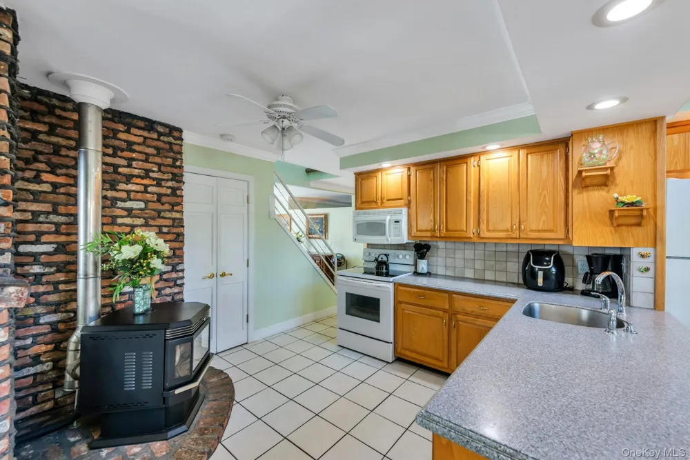 3591 Fiddler Lane Bethpage, NY 11714