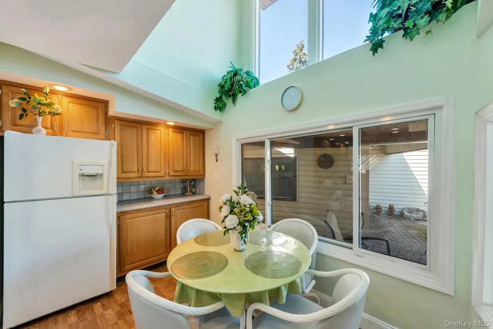 3591 Fiddler Lane Bethpage, NY 11714