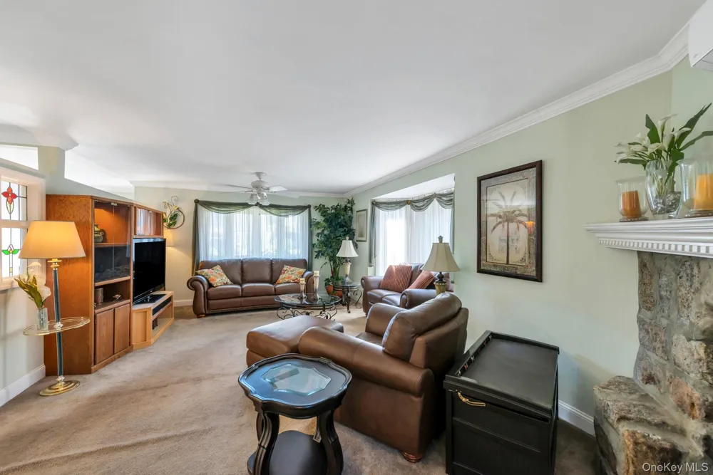 3591 Fiddler Lane Bethpage, NY 11714