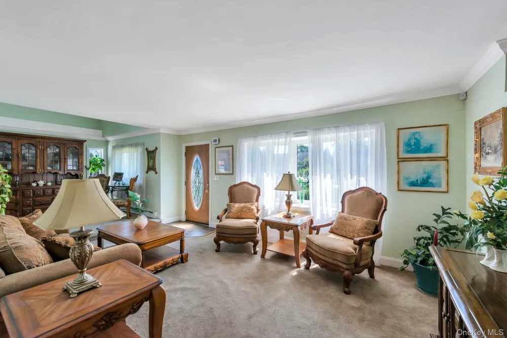 3591 Fiddler Lane Bethpage, NY 11714