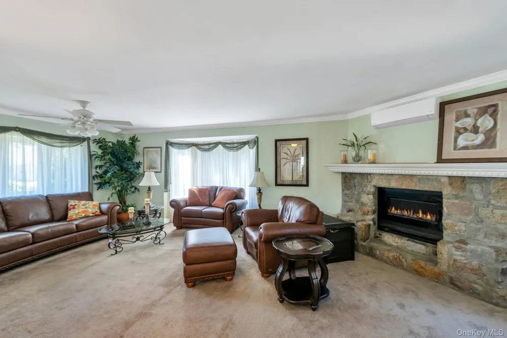 3591 Fiddler Lane Bethpage, NY 11714