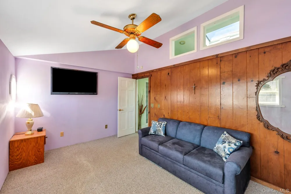 3591 Fiddler Lane Bethpage, NY 11714