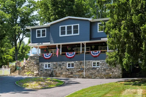 71 W Lake Boulevard