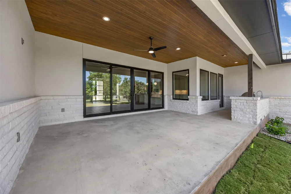 112 Winchester Horseshoe Bay, TX 78657