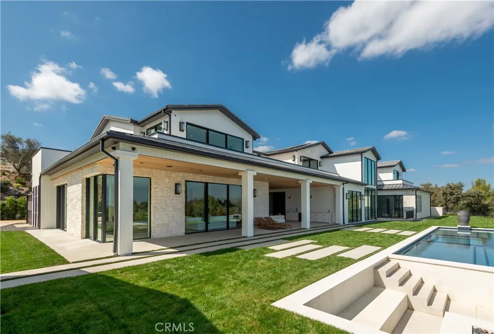 5340 WHITMAN ROAD Hidden Hills, CA 91302