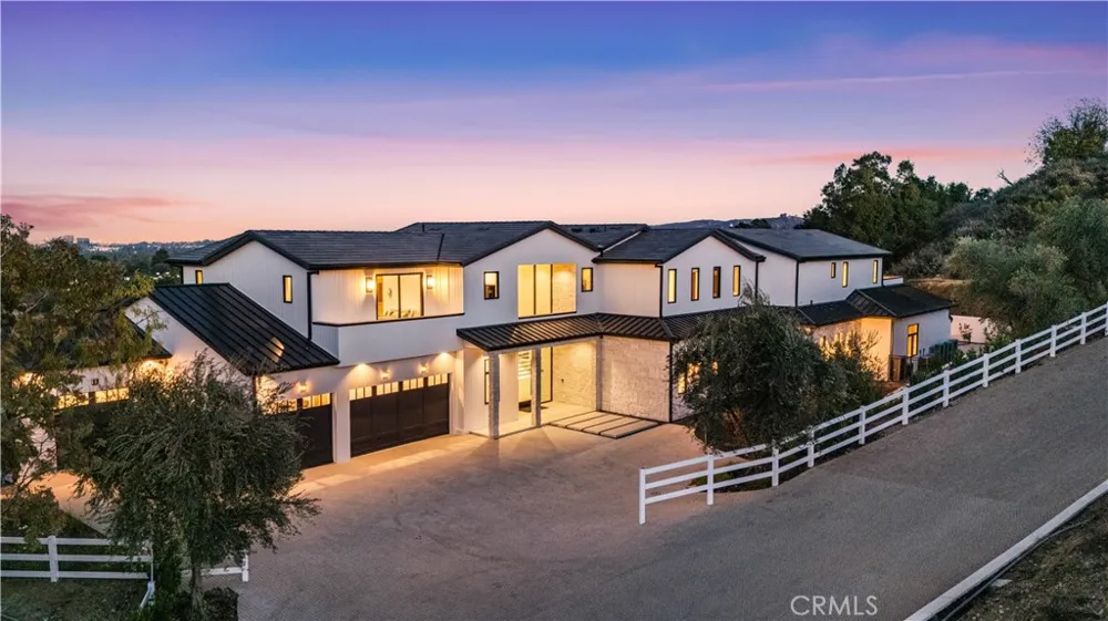 5340 WHITMAN ROAD Hidden Hills, CA 91302