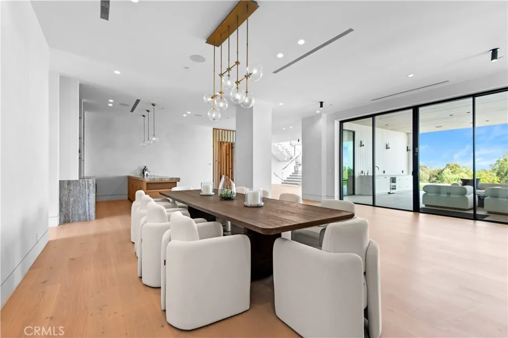 5340 WHITMAN ROAD Hidden Hills, CA 91302
