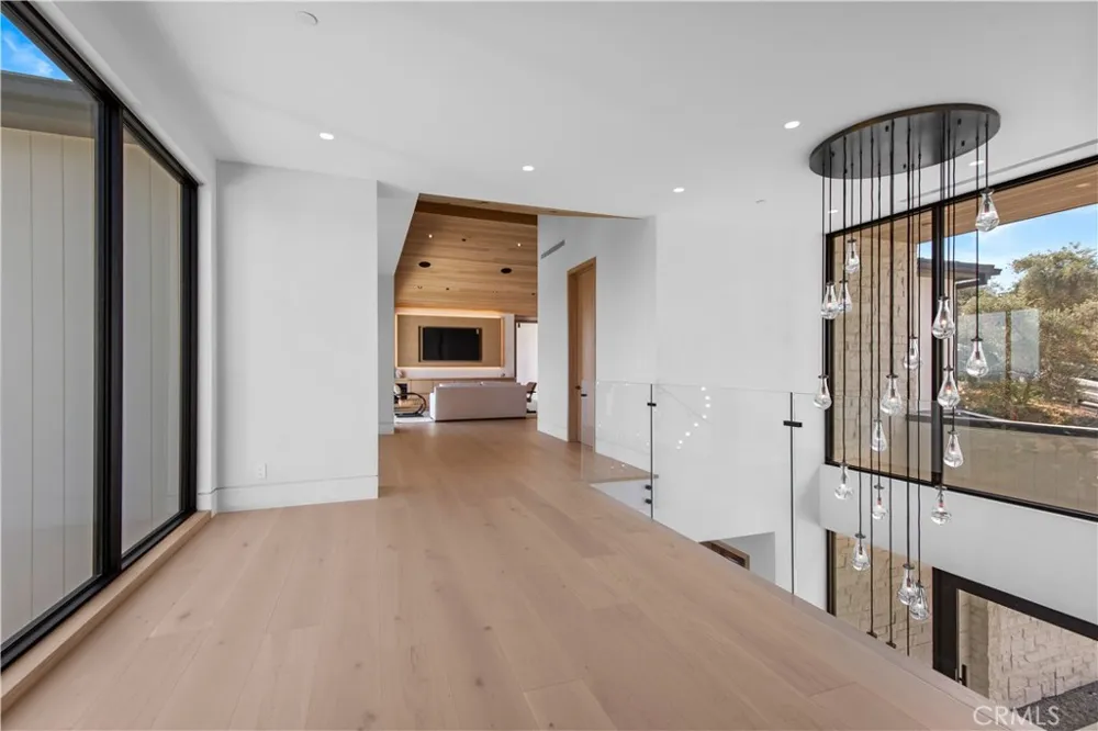 5340 WHITMAN ROAD Hidden Hills, CA 91302