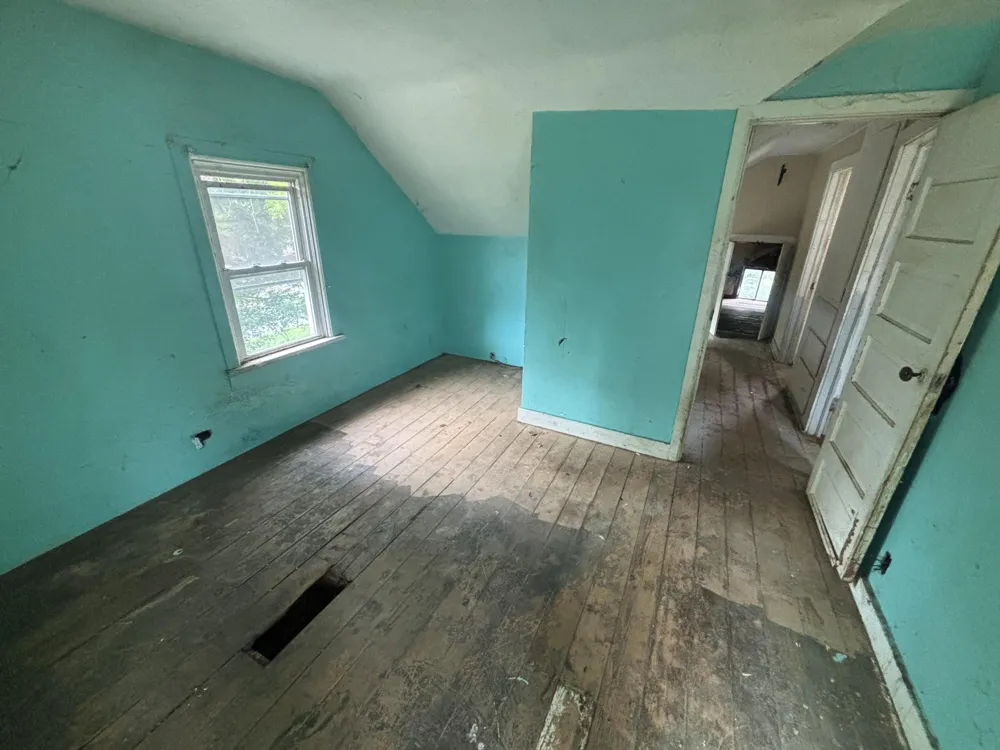 1000 College Avenue NE Grand Rapids, MI 49503