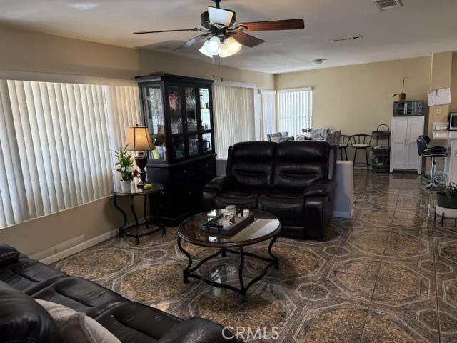 25707 Palo Cedro Moreno Valley, CA 92551