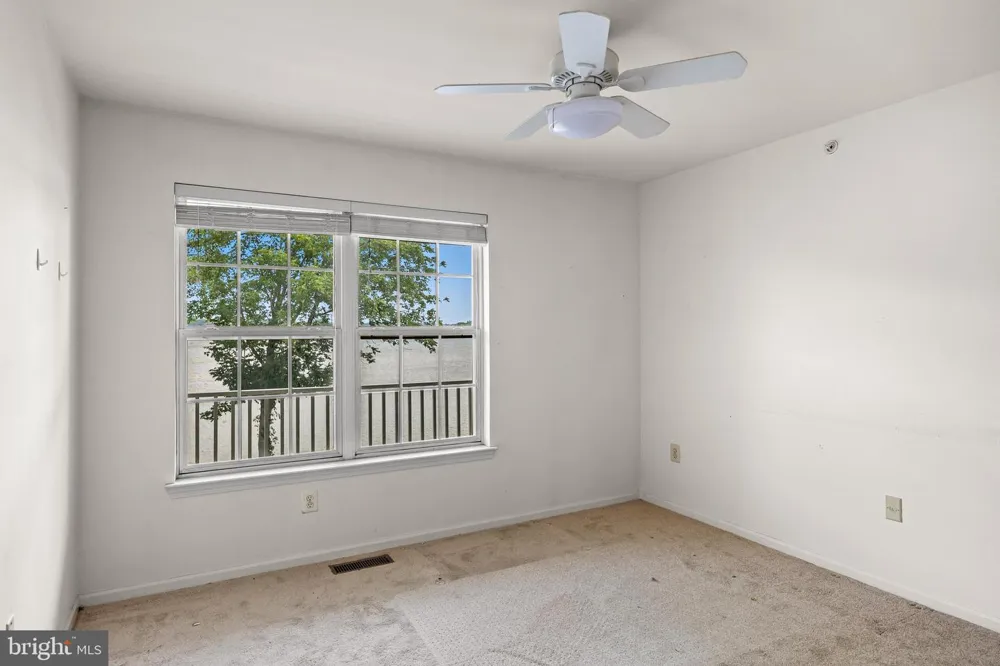 5801 RIVERFRONT DRIVE Palmyra, NJ 08065