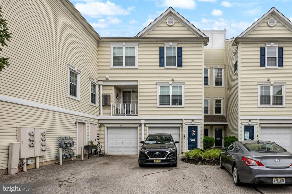 5801 RIVERFRONT DRIVE Palmyra, NJ 08065