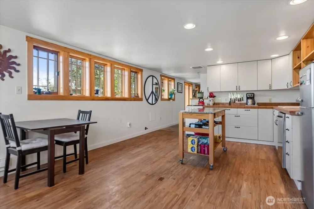625 A/B Twisp Winthrop Eastside Road Winthrop, WA 98862