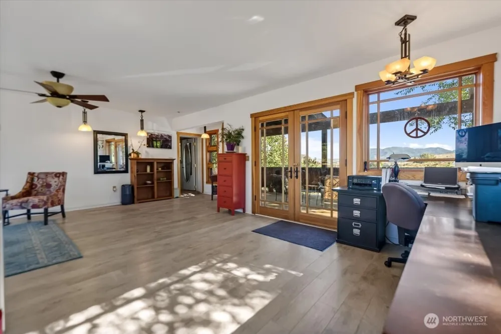 625 A/B Twisp Winthrop Eastside Road Winthrop, WA 98862