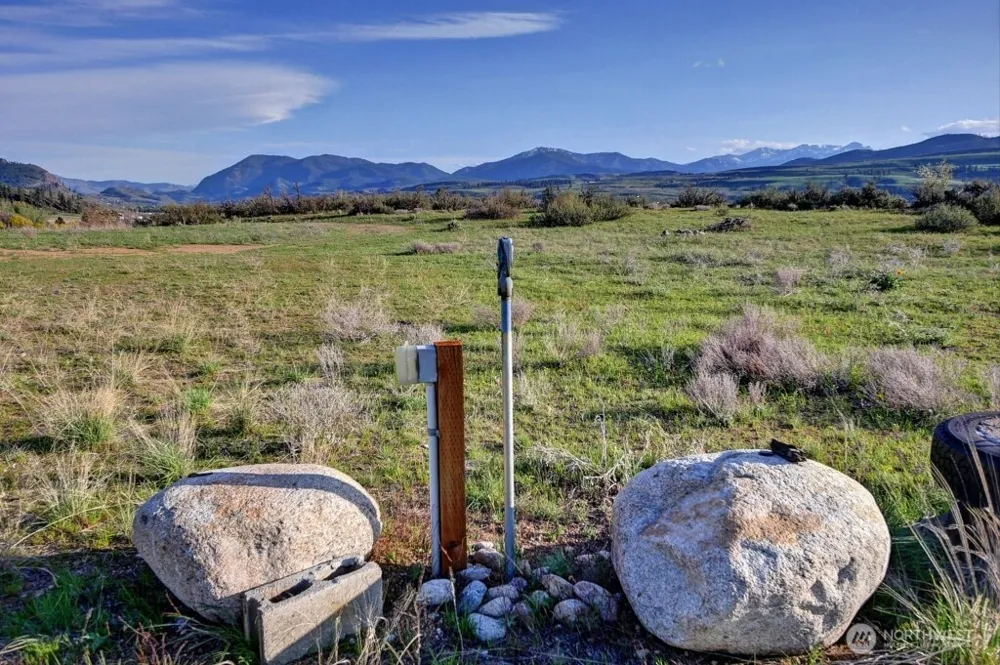 625 A/B Twisp Winthrop Eastside Road Winthrop, WA 98862
