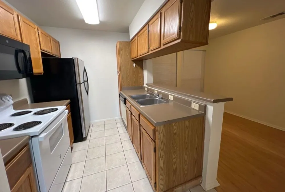 3115 Helms Street #111 Austin, TX 78705