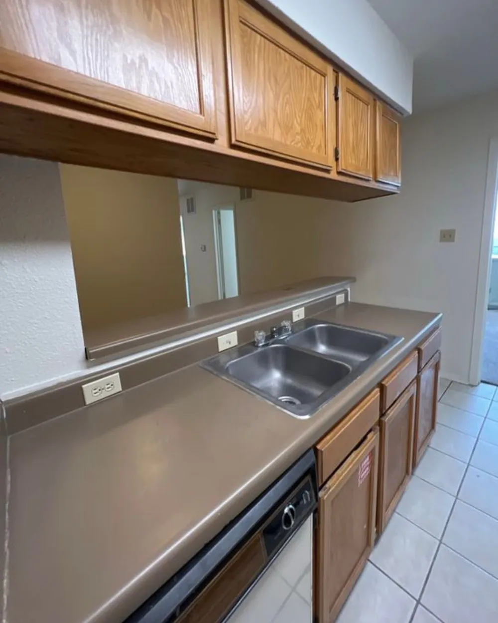 3115 Helms Street #111 Austin, TX 78705