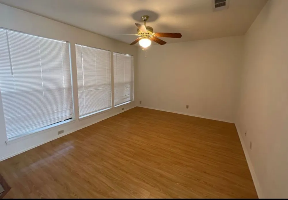3115 Helms Street #111 Austin, TX 78705