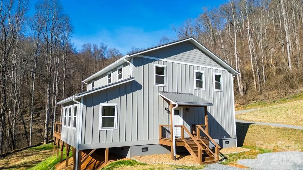 175 Trinity Drive Sylva, NC 28779