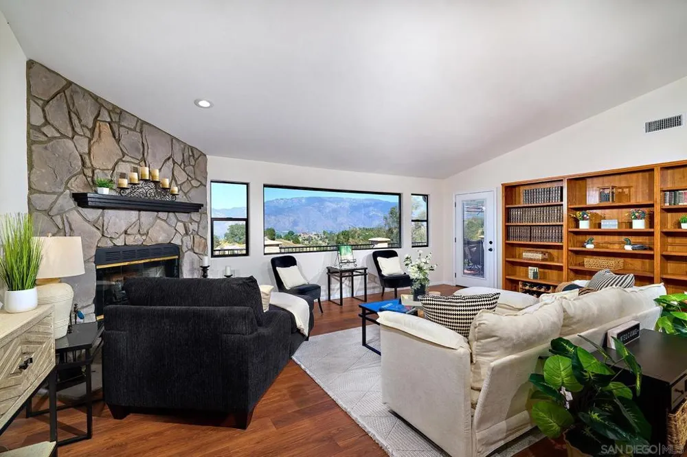 13588 Mcnally Valley Center, CA 92082